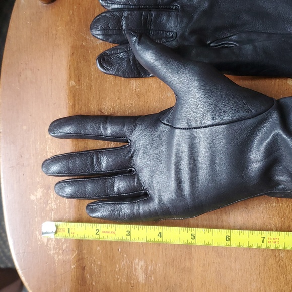 Vintage Black Nordstrom Leather Gloves - Picture 9 of 9
